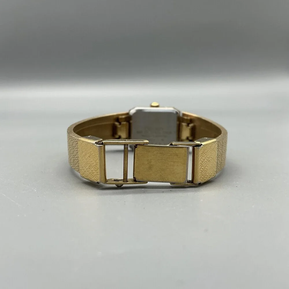 Vintage Seiko Womens Watch 17mm Champagne Dial Gold Tone 5420-5390 New Battery